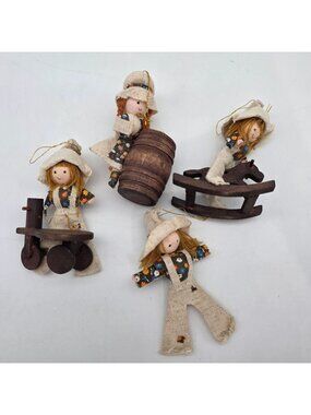 Gibson Handmade Rustic Farmhouse Christmas Ornaments Straw Dolls Wooden 1978